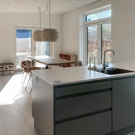 3 Bedroom Lovely In *