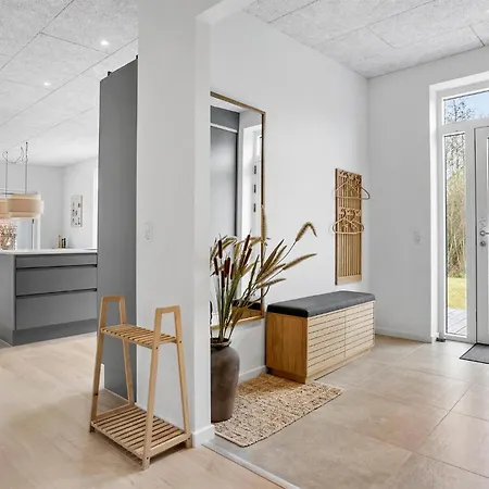 3 Bedroom Lovely In